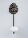 Crochet "pomme de pin" marron