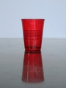 Gobelet verre rouge.